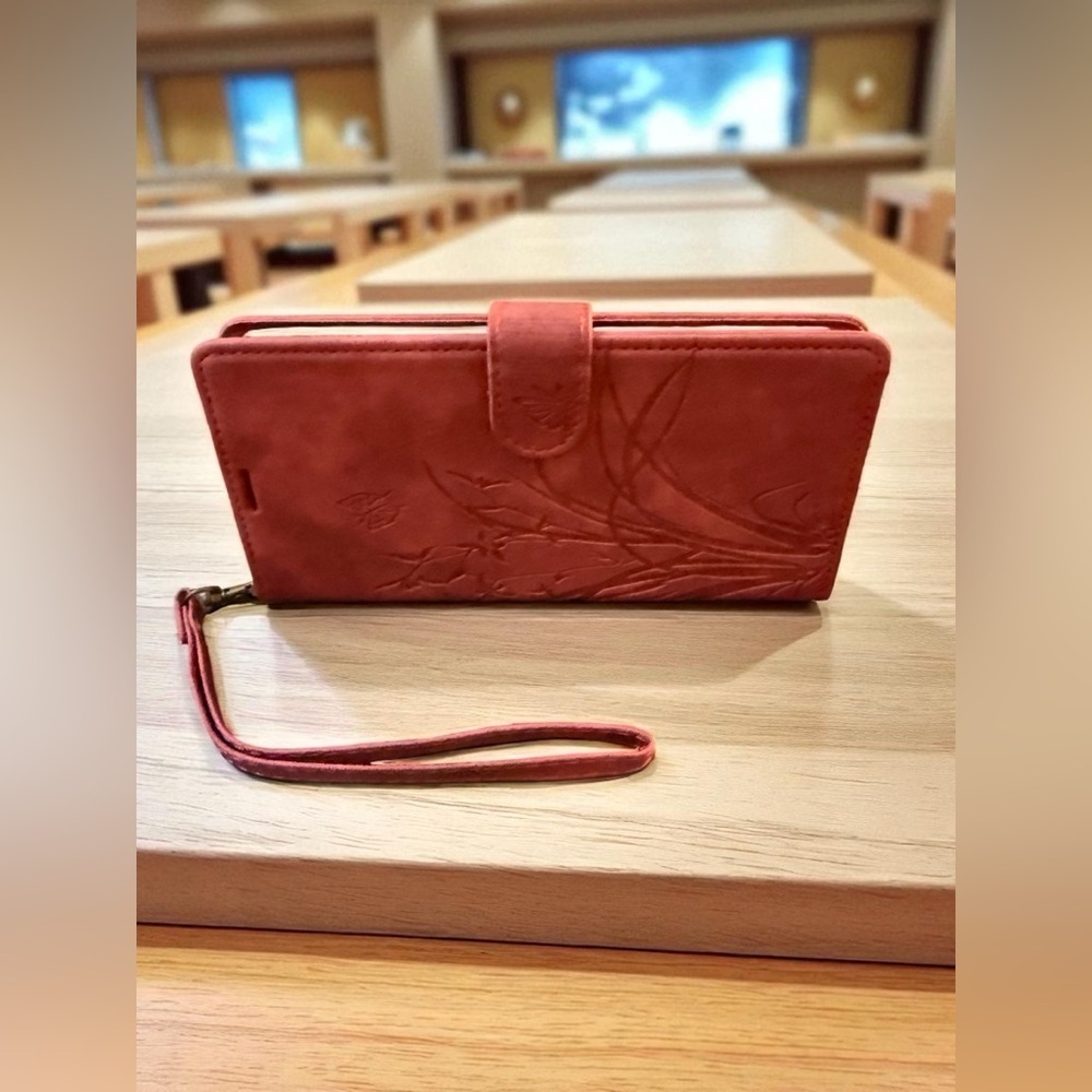 NWOT Elegant Red Embossed Women's Flower Faux Leather Flip Wallet IPhone Case
